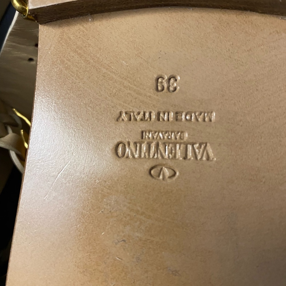 VALENTINO SANDALS - Picture 10 of 12
